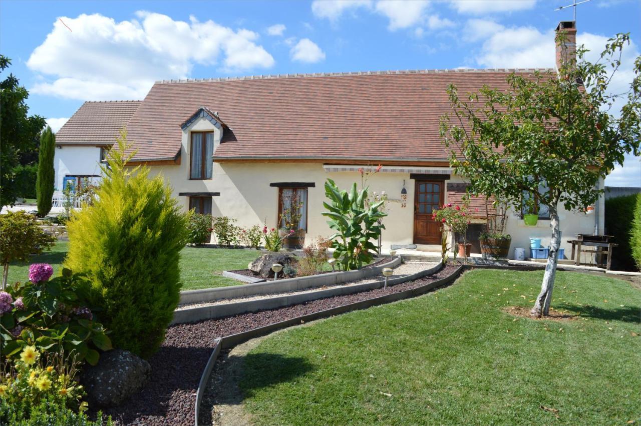 Les Gites De La Chapiniere Chateauvieux  Exterior photo